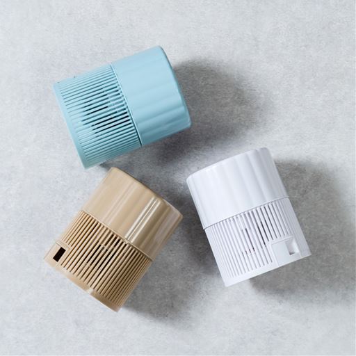 カラーは3色展開