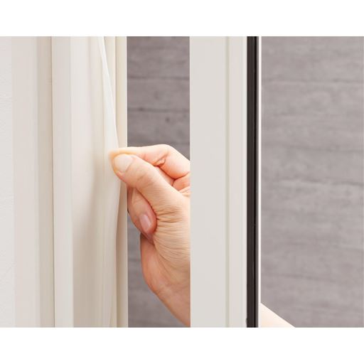 窓中央の重なりにも