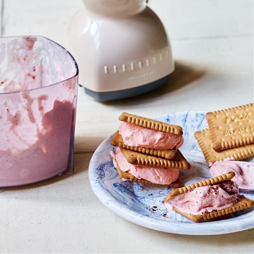 イメージ<br>※フローズンデザートを作る時や、氷を砕く時は、4cm角以下の氷を使用してください。