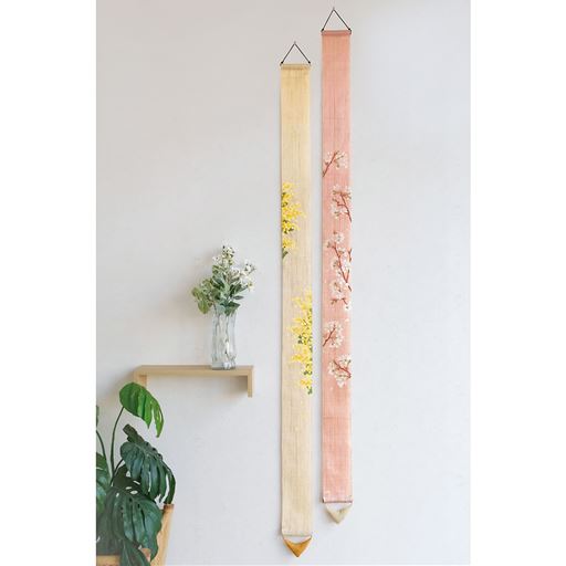 (左から)B(ミモザ) A(桜)