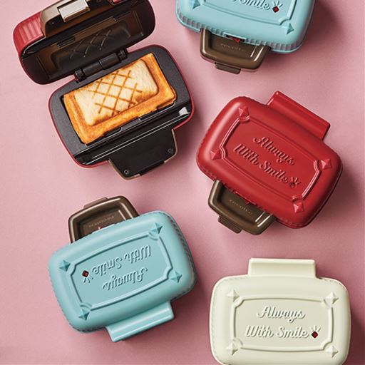 食パン一枚で作れるホットサンドメーカー<br>※レッドの販売はありません