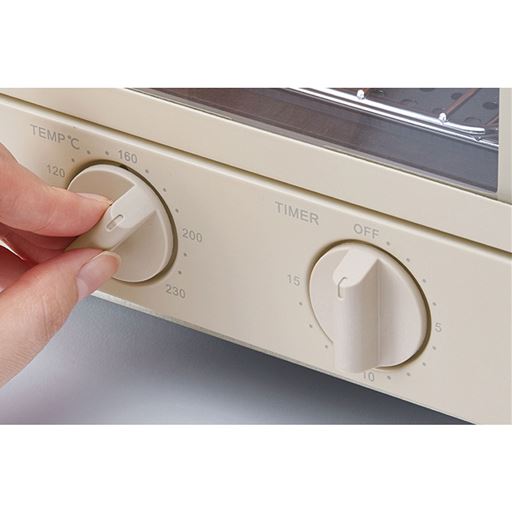 無段階のダイヤル式で温度と時間を合わせるだけなので、忙しい朝でもストレスなく使えます。