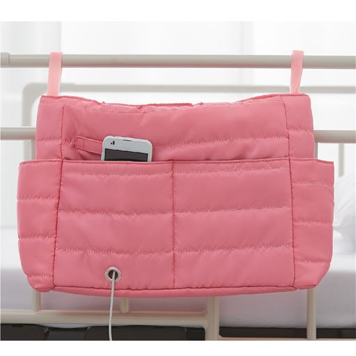 ベッドサイドポケットに