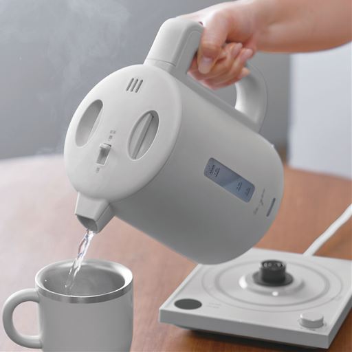 グレー<br>朝起きてすぐに本格的な白湯活ができる!