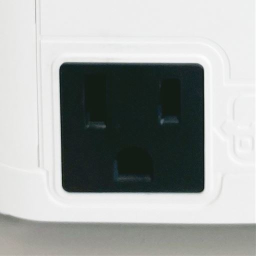 ACで給電※出力で100V、80Wまでの家電が使用できます。