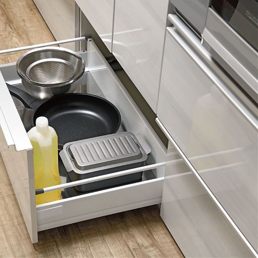 コンパクト収納 角型だから収納スッキリ!(バットがフタになります)