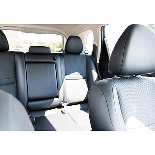 紳士服・婦人服・フォーマルウェア・スウェード等のホコリやフケ、糸くず・洗濯クズ・ペットの抜け毛等がつきやすい生地のお手入れに最適です。