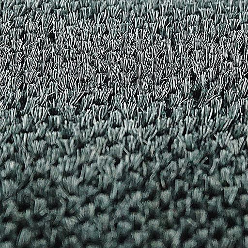 どちらの面もブラシ生地になっています。