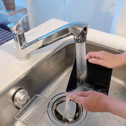 プレートを取り外して丸洗いできるので衛生的!