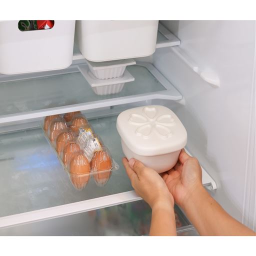 冷蔵庫に収納しやすい角型デザイン