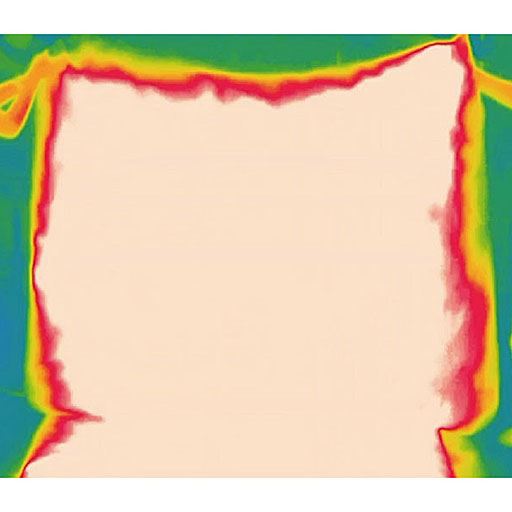 パワフルな風量で布団を隅々まで温風が行き渡ります。