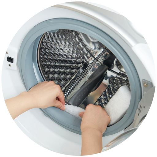 差し込むだけの簡単設置で乾燥機もOK!くつ下やハンカチの挟まりも防止。