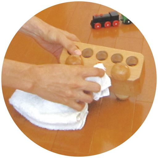 家具や縁側、つみきなどの木製玩具のお手入れに。