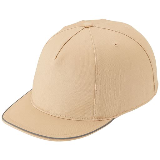 ツバ部と背面に反射生地付