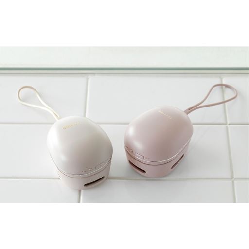 (左から)ホワイト、サンドベージュ