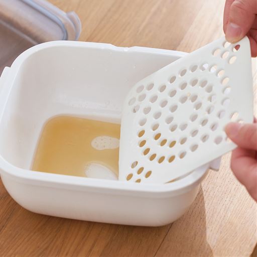 マルチプレート 唐揚げなどマルチプレートを置き調理することで余分な脂を落としヘルシーに。