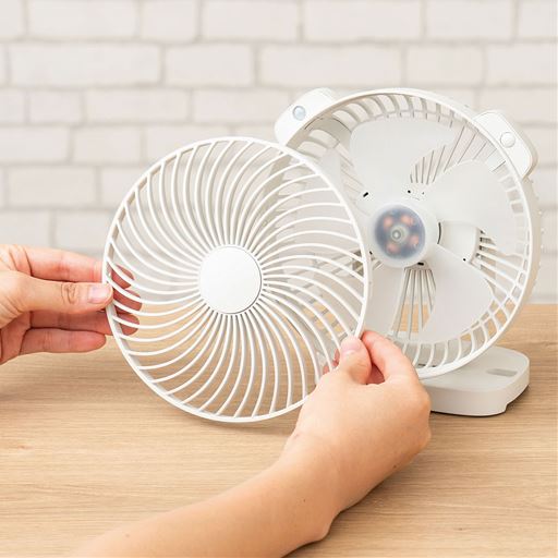 はずして簡単にふき掃除ができます。