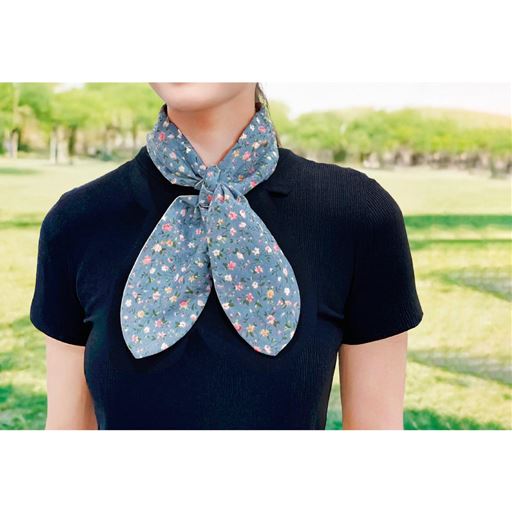 ブルーグレー お洒落に見えてひんやり!