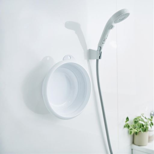 A(湯おけ) 折りたたんでバスルームすっきり! 壁面にピタッ!