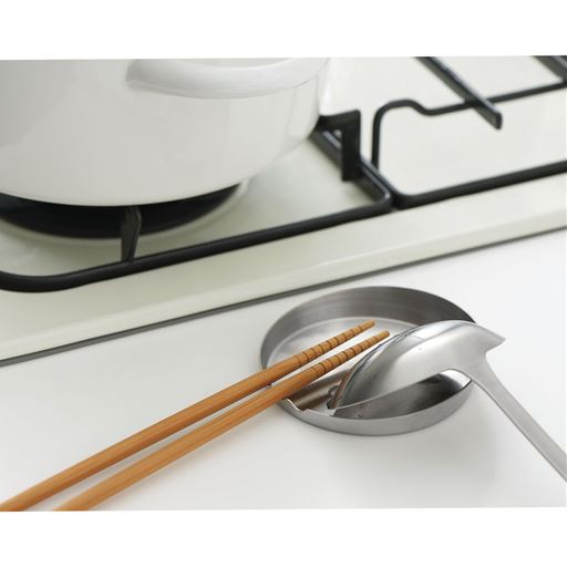 みぞ付きで箸が転がりにくい