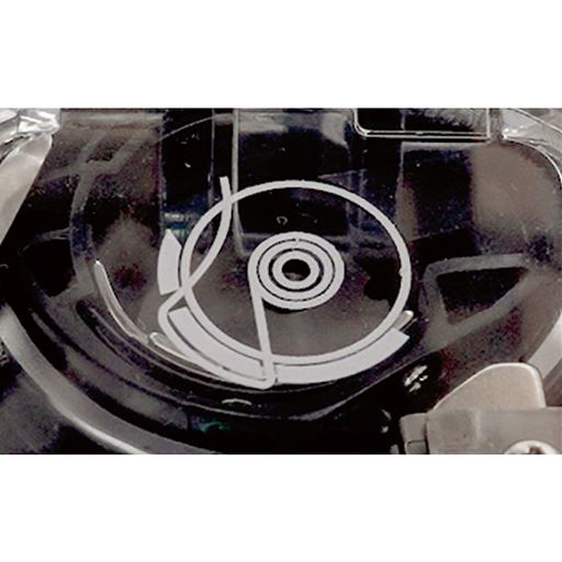 ボビンケース不要で、下糸の残量がひと目でわかる。