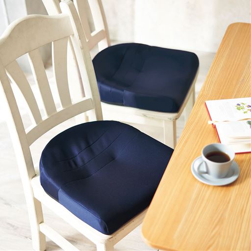 スポッとクッション