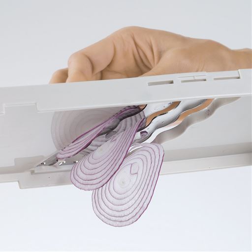 3枚刃スライサー「3倍速トリプルウェーブ」