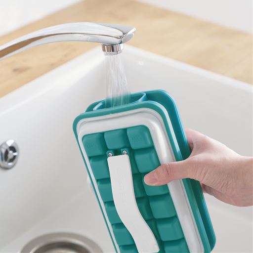 水を入れる