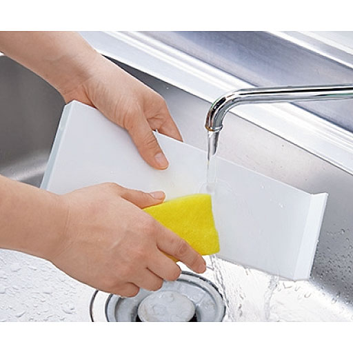 棚板は水洗いできるので、いつも清潔に。