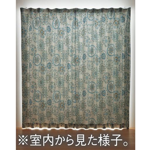 朝日を感じる3級遮光<br>人の顔の表情がわかるくらい、室内にうっすらと光を取り込みます。