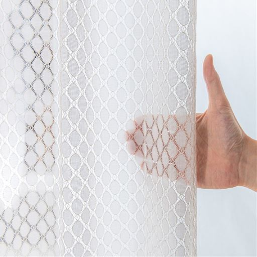 オフホワイト<br>【透け感の目安:透けやすい】