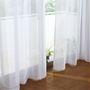 ホワイト<br>防炎機能をプラスした、柔らかい質感のプレーンなボイルカーテンです。