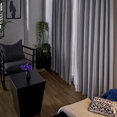 【形状記憶】防炎遮光カーテン/2～3級遮光・やや光沢感のある無地・難燃防炎