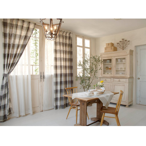 チェック柄ナチュラルカーテン