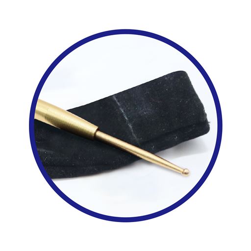 持ち運びに便利な収納袋付き