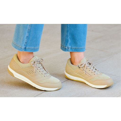 ベージュ<br>歩行時のひざにかかる負担を軽減!