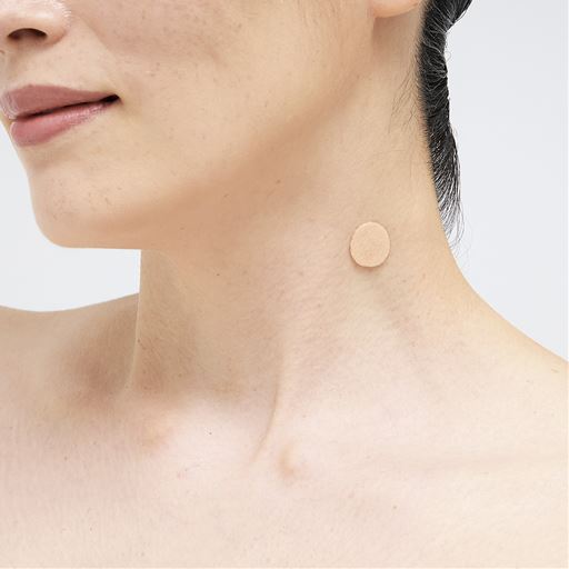 杏仁ジェルパッチ<br>ピンポイントでケアできるパッチタイプ