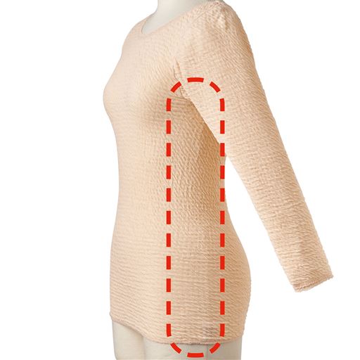 やさしい肌当たり<br>脇縫い無しだから縫い目によるゴロつきが少なく、肌あたりがやさしい。<br>※画像は同シリーズのUE-1769です。