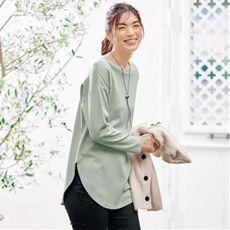 なめらかラウンドヘム長袖Tシャツ(綿100%・洗濯機OK)