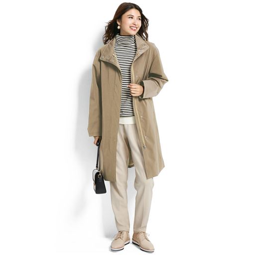 防風スタンドネックコート