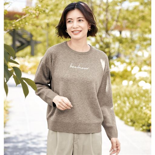 ロゴニットプルオーバー