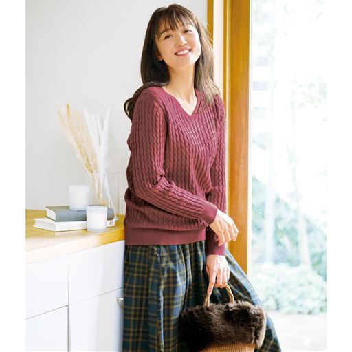 ケーブル編みニットプルオーバー(洗濯機OK)