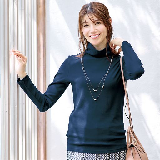 UVカットルーズネックTシャツ(長袖)(綿100%・UVカット・洗濯機OK)