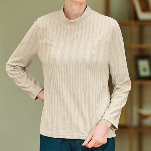 エアロモアリブハイネックプルオーバー