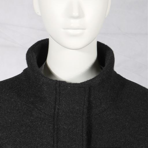 ブラック 衿元フロント