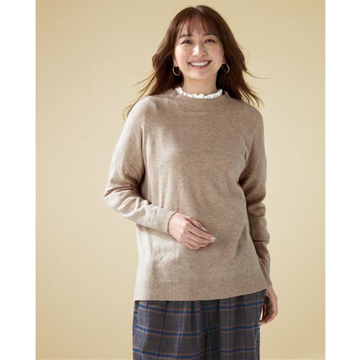 ライトベージュ