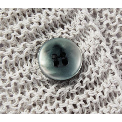 上品な貝調ボタン<br>※こちらのカラーの販売はございません。