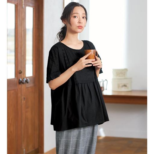 ブラック<br>※こちらのカラーの販売はございません。