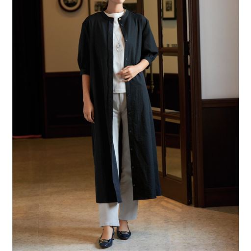 羽織にも相応しい上品なバンドカラーデザイン