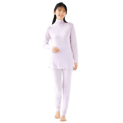 ソフトラベンダー 着用例(ボトムは、同素材の品番UE-1479です)